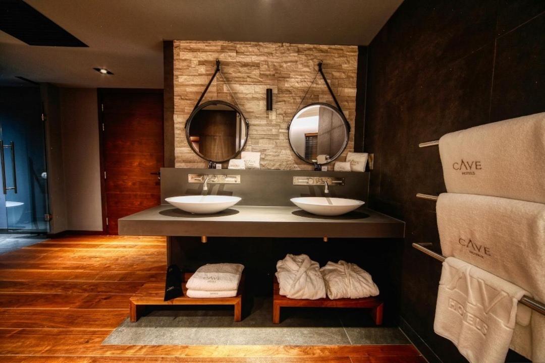 Cave Hotel & Golf Resort فيفرشام المظهر الخارجي الصورة